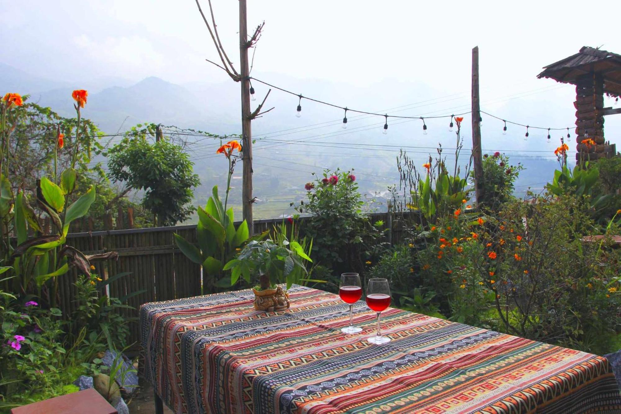 Surelee House And Trekking Hotel Сапа Екстериор снимка