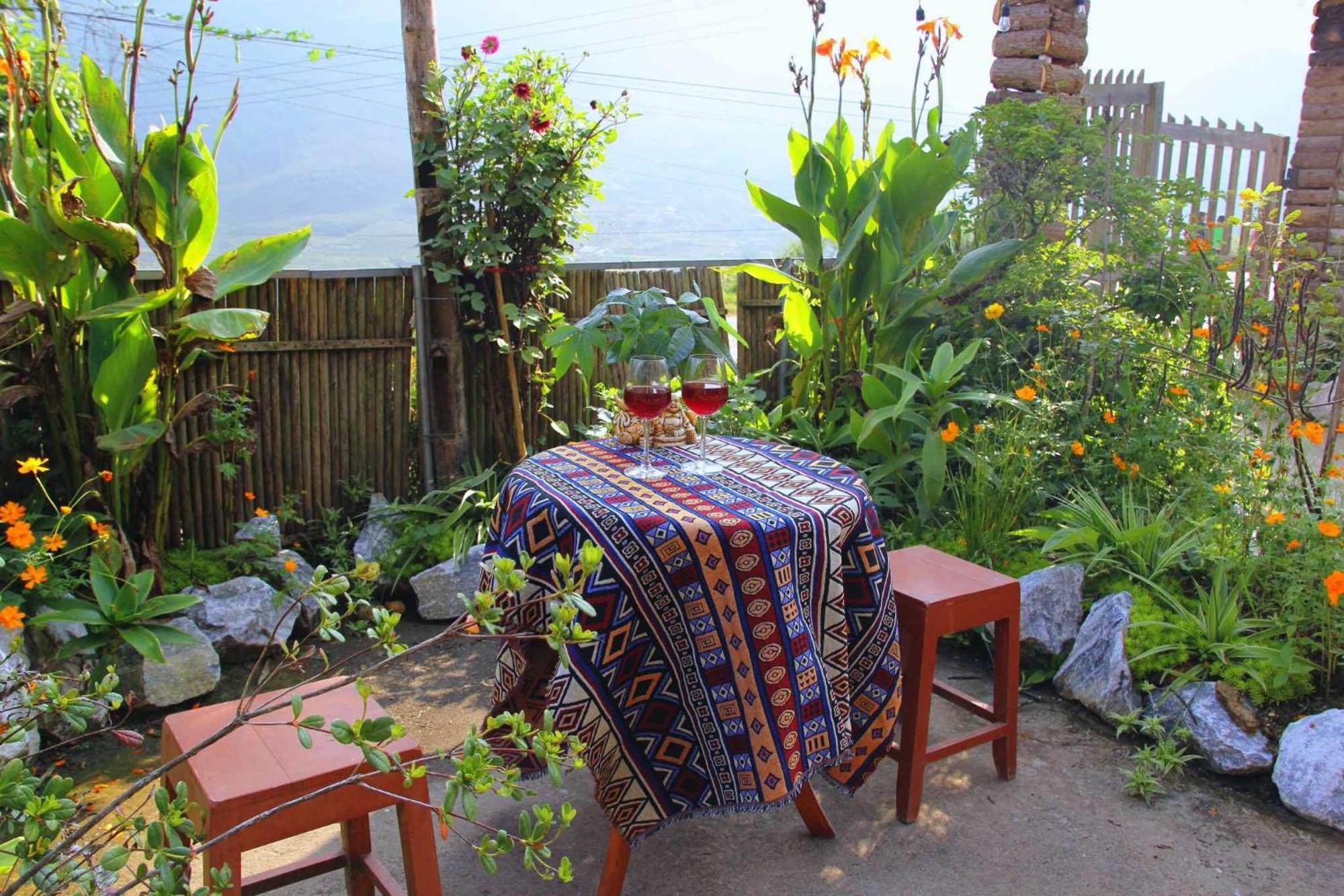 Surelee House And Trekking Hotel Сапа Екстериор снимка