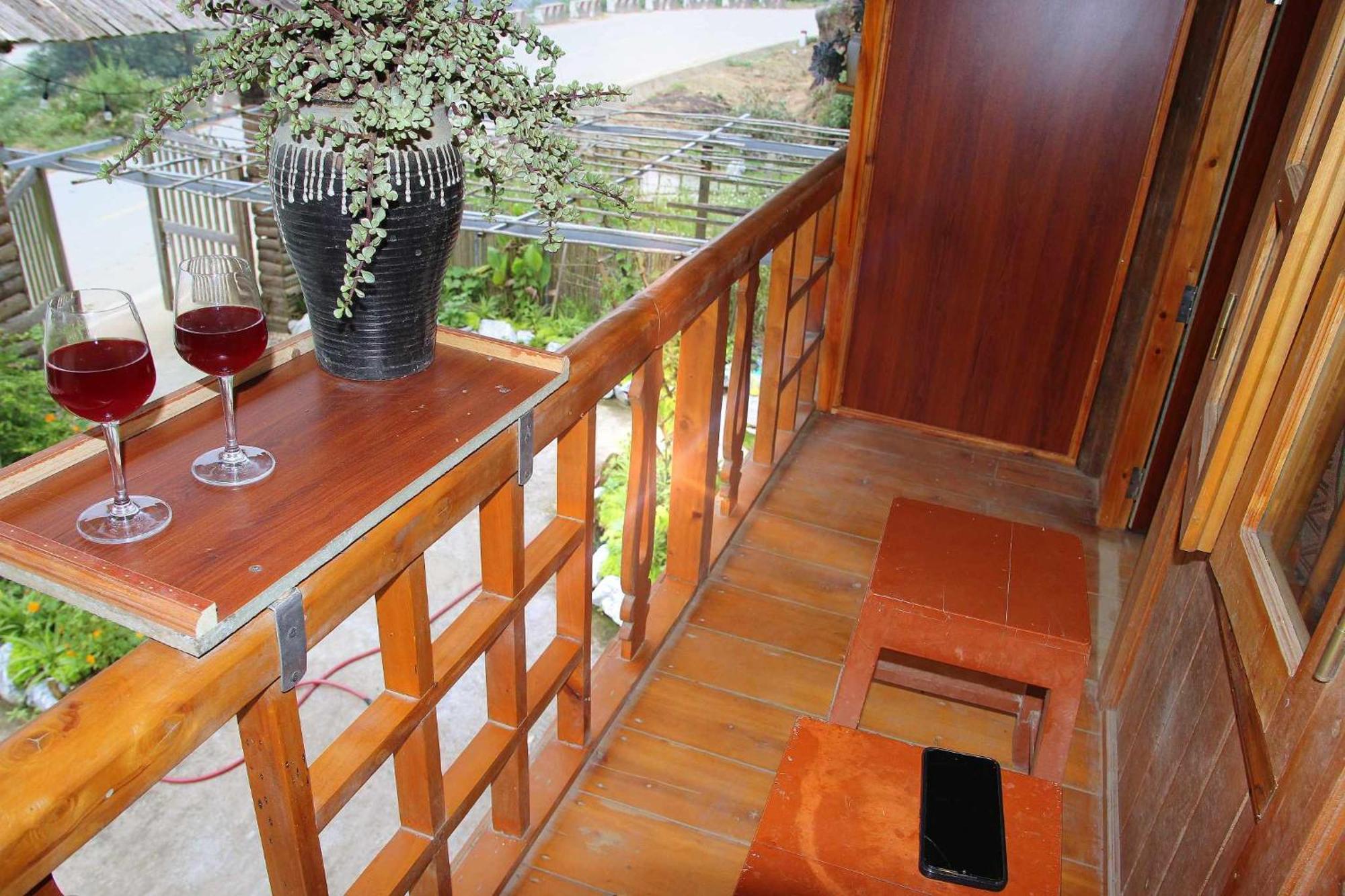 Surelee House And Trekking Hotel Сапа Екстериор снимка